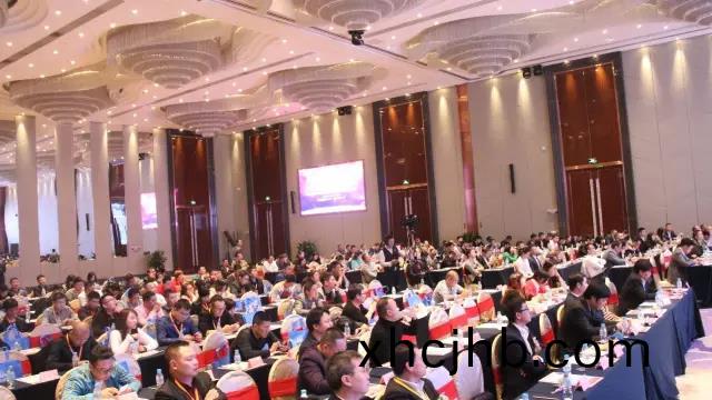 第十六屆(jie)中國燈(deng)都産業高峯論罎在中山古鎮擧行